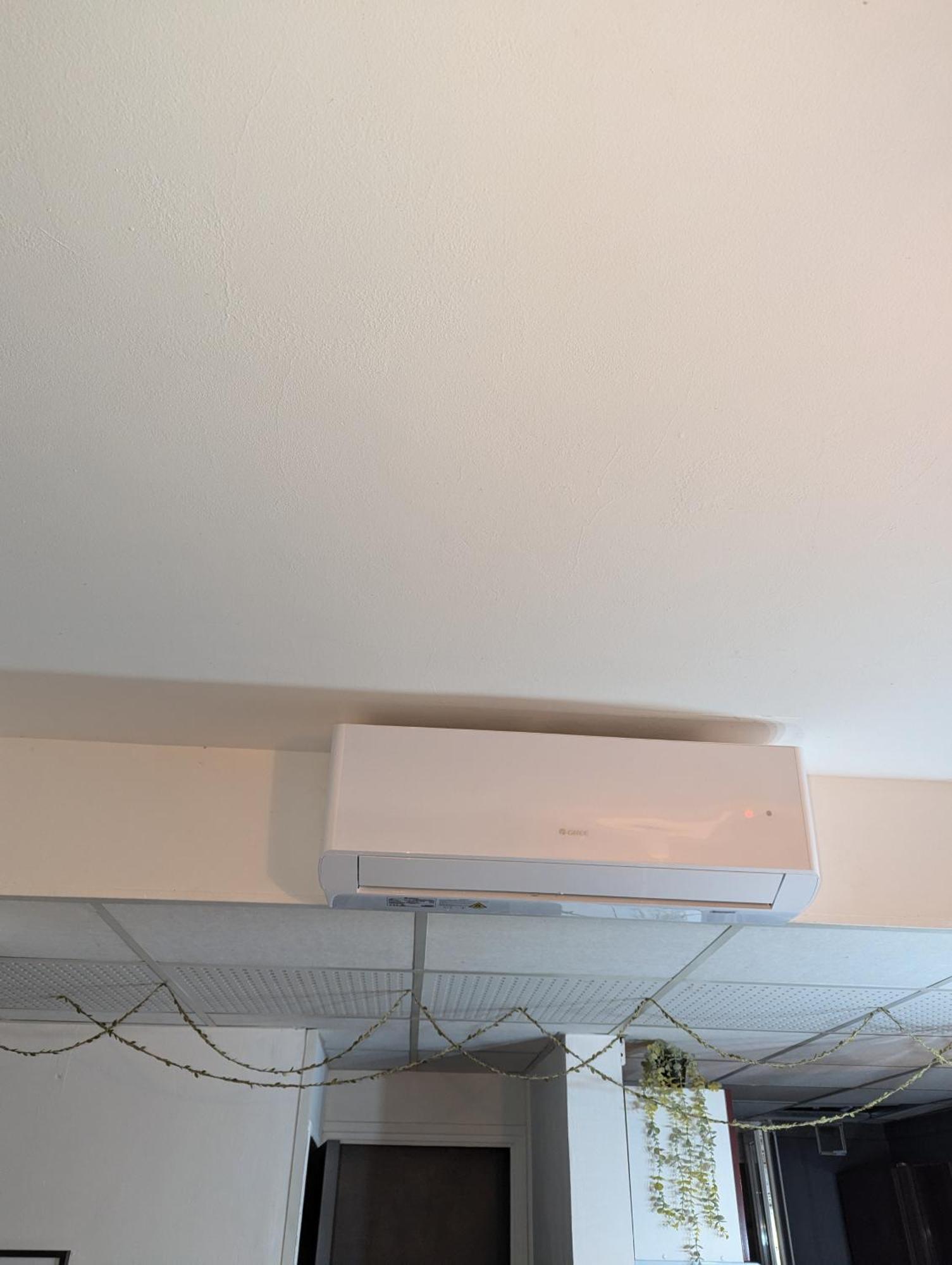 La Jungle Urbaine Avec Garage Prive & Climatisation Apartment Perpignan Ngoại thất bức ảnh